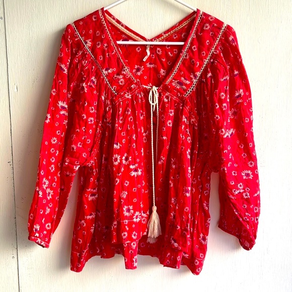 Free People Never A Dull Moment Peasant Top Red  SIZE M - Picture 5 of 5